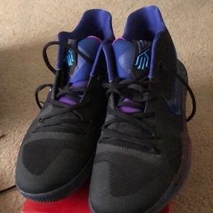Kyrie basketball shoes
